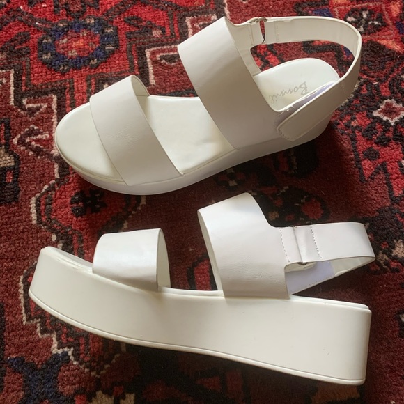 Bonnibel Shoes - Bonnibel Flatform  Shoes 7 white